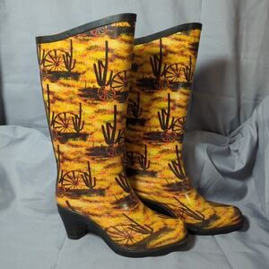 Pierre Dumas Women's Rain Boots With Heel Western Theme Size 5 Med